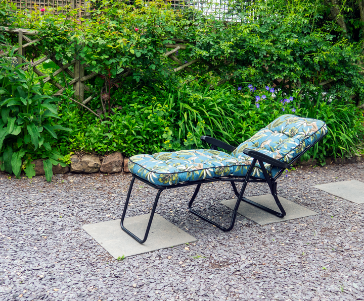 padded garden lounger