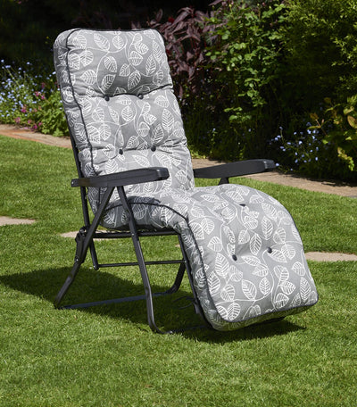 Deluxe Garden Relaxer (pattern options available)
